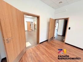 Atrakcyjny lokal ścisłe centrum
